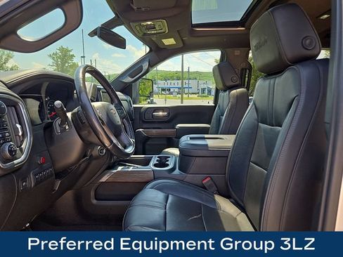 Used 2022 Chevrolet Silverado 2500 High Country AWD/4WD image 2
