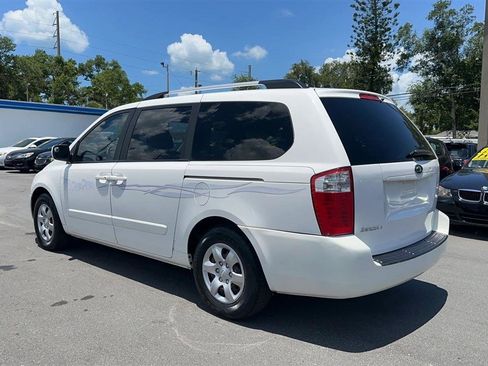 Used 2009 Kia Sedona LX FWD image 12