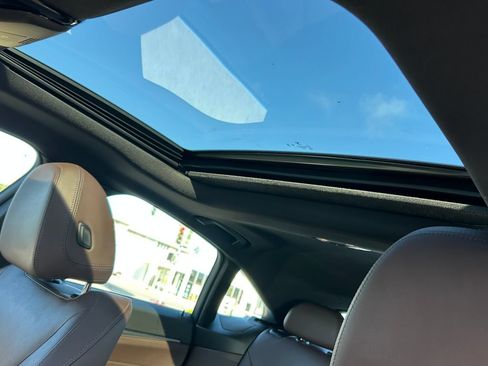 Used 2023 BMW i4 eDrive40 w/ Premium Package RWD image 16