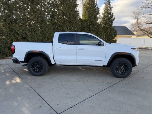 New 2026 GMC Canyon Elevation w/ Convenience Package image 36