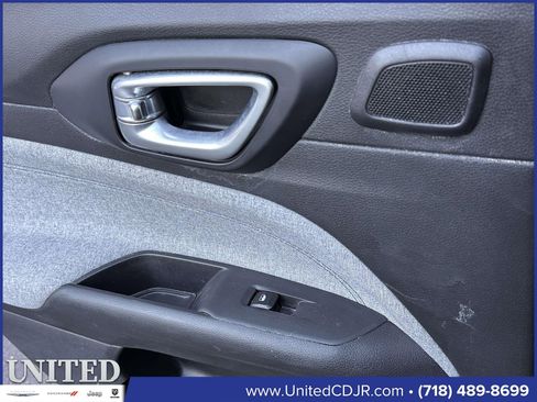 Used 2023 Jeep Compass Latitude w/ Sun and Sound Group image 23