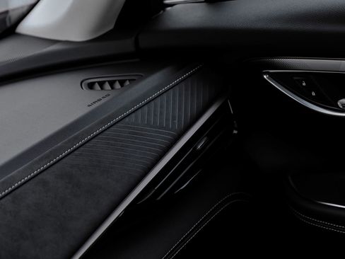 New 2025 Buick Envision Sport Touring image 41