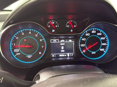 Used 2017 Chevrolet Cruze LT w/ Convenience Package FWD image 18