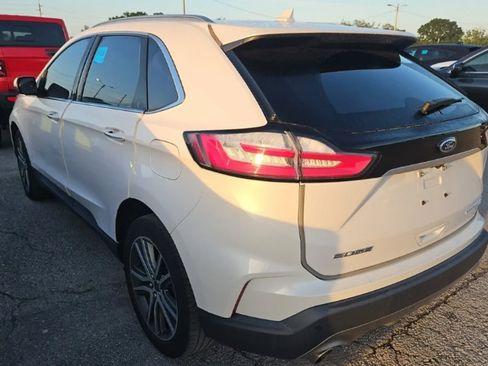 Used 2019 Ford Edge Titanium FWD image 2