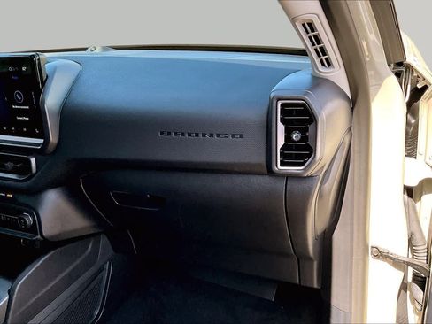 Used 2025 Ford Bronco Sport Outer Banks w/ Outer Banks Tech Package+ AWD/4WD image 19