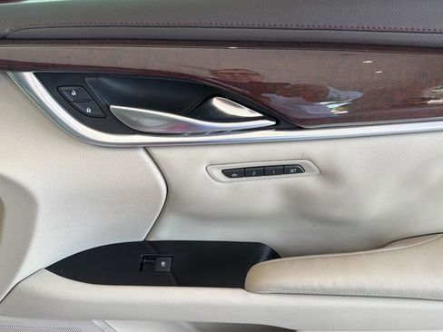 Used 2014 Cadillac XTS Luxury w/ Driver Awareness Package FWD image 13