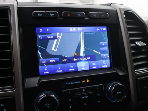 Used 2021 Ford F350 Lariat AWD/4WD image 12