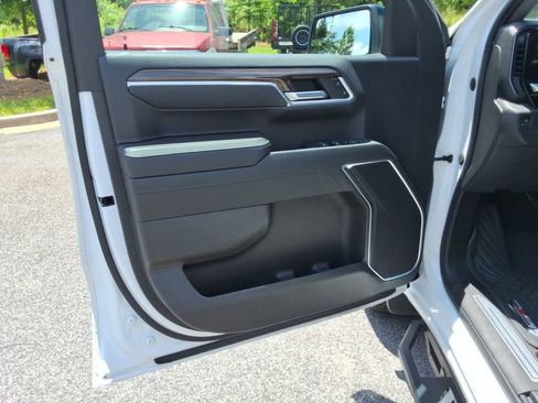 Certified 2022 Chevrolet Silverado 1500 RST AWD/4WD image 20