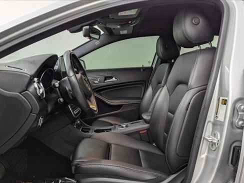 Used 2018 Mercedes-Benz GLA 250 4MATIC image 14