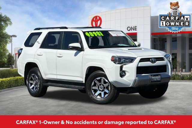 Certified 2023 Toyota 4Runner TRD Off-Road Premium w/ Moonroof Package AWD/4WD image 2