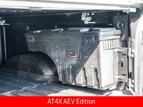 Used 2025 GMC Sierra 2500 AT4X w/ AT4X AEV Edition AWD/4WD image 27