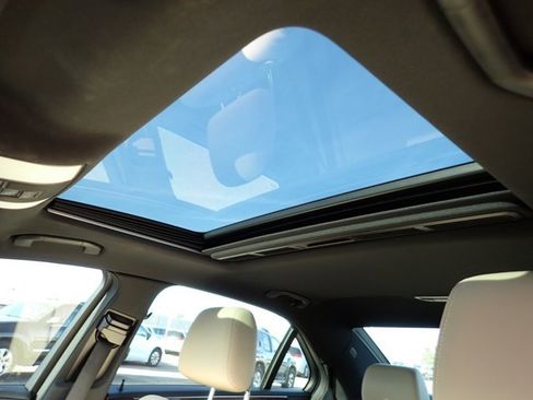 Used 2012 Mercedes-Benz E 350 4MATIC Sedan image 11