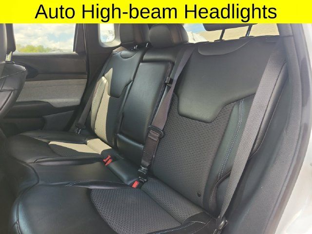 Certified 2023 Jeep Compass Latitude AWD/4WD image 29