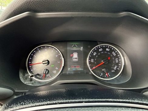 Used 2021 Toyota RAV4 XLE Premium FWD image 30