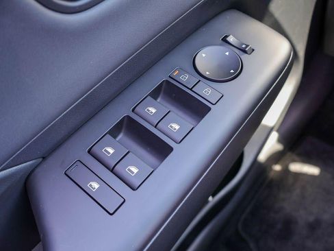 New 2026 Hyundai Kona Limited FWD image 18