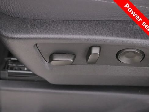 Used 2025 GMC Sierra 1500 Elevation w/ Preferred Package AWD/4WD image 18