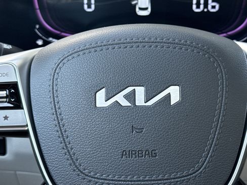 Used 2024 Kia Telluride S w/ S Sunroof Package FWD image 33