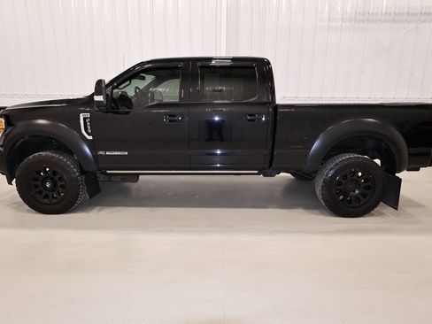 Used 2017 Ford F250 Platinum w/ Platinum Ultimate Package image 6