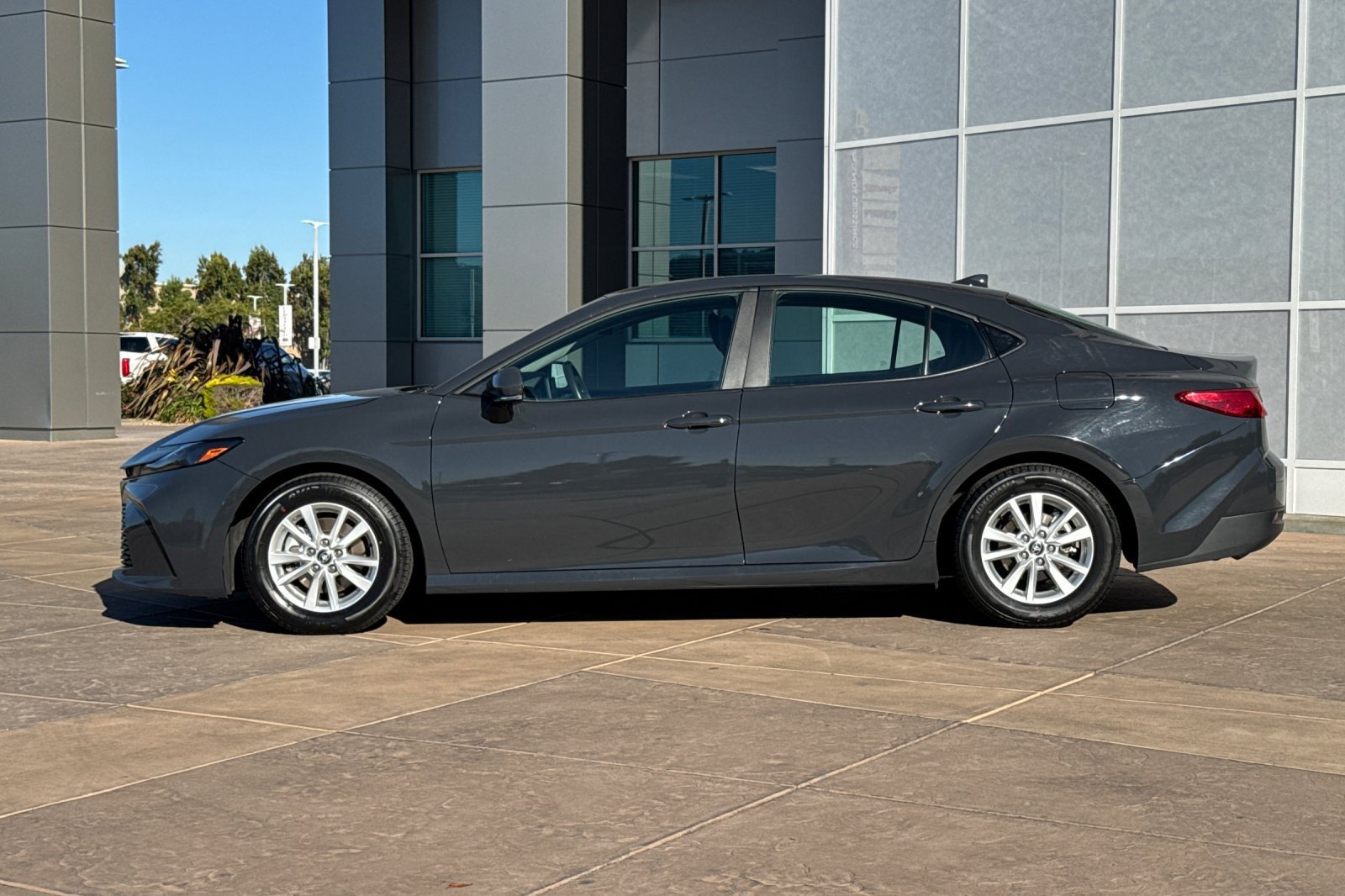 Certified 2025 Toyota Camry LE FWD image 8