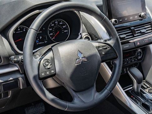 Used 2022 Mitsubishi Eclipse Cross SE FWD image 24
