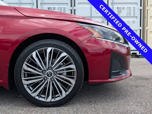Used 2023 Nissan Altima 2.5 SL AWD/4WD image 11