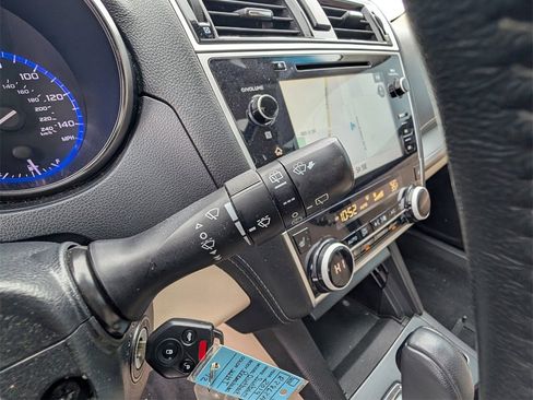 Used 2019 Subaru Outback 2.5i Premium w/ Popular Package #2 image 26