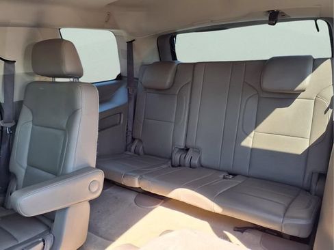 Used 2018 GMC Yukon SLT w/ Enhanced Security Package AWD/4WD image 12