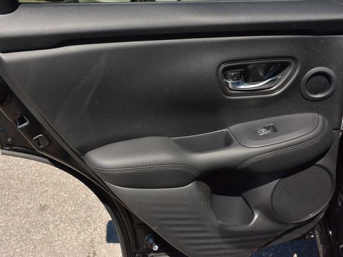 Used 2026 Honda HR-V EX-L image 16