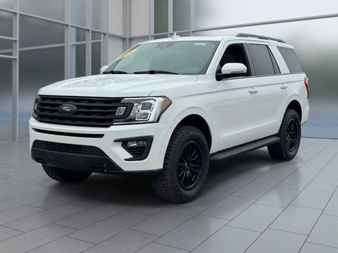 Used 2020 Ford Expedition XLT w/ Equipment Group 202A AWD/4WD image 1