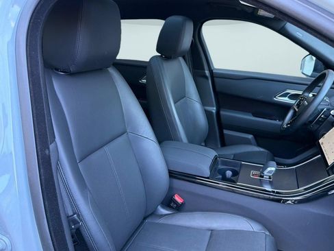 Certified 2026 Land Rover Range Rover Velar Dynamic SE AWD/4WD image 32