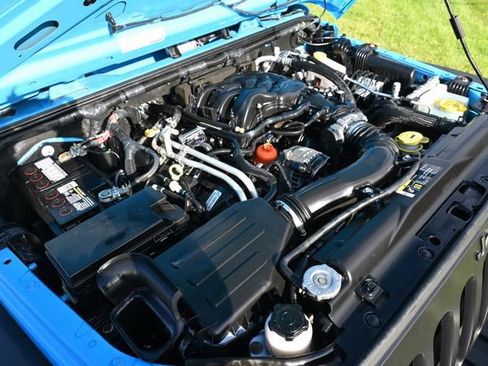 Used 2017 Jeep Wrangler Unlimited Sport AWD/4WD image 14