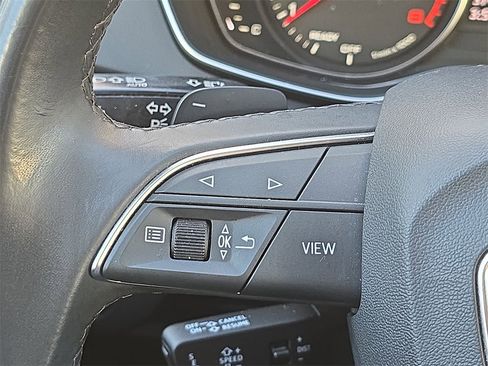 Used 2023 Audi Q5 2.0T Premium w/ Convenience Package image 17