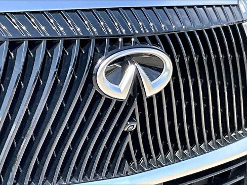 Certified 2025 INFINITI QX80 Luxe AWD/4WD image 11