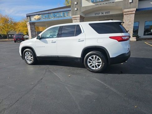 Used 2021 Chevrolet Traverse LS image 54