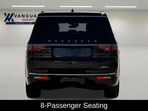 Used 2024 Jeep Wagoneer Series II w/ Flexible Seating Group image 8