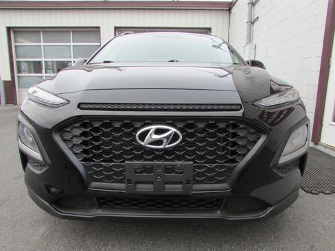 Used 2018 Hyundai Kona SEL image 2
