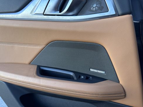 Used 2023 BMW i4 eDrive40 image 21