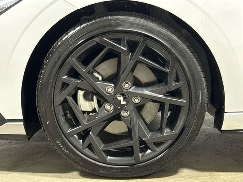 Used 2025 Hyundai Elantra N Line FWD image 28
