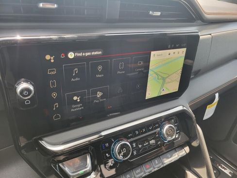 New 2026 GMC Sierra 1500 AT4 w/ AT4 Premium Package AWD/4WD image 22
