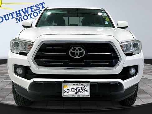 Used 2019 Toyota Tacoma SR5 image 2