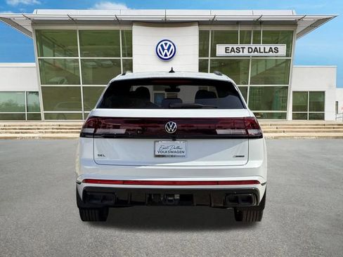 New 2026 Volkswagen Atlas Cross Sport SEL R-Line AWD/4WD image 4