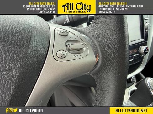Used 2017 Nissan Murano SV image 19