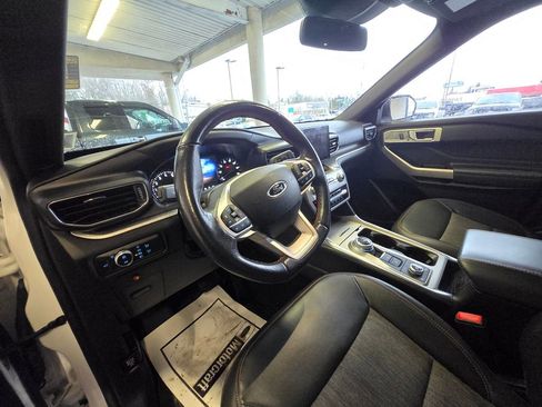 Used 2022 Ford Explorer Timberline w/ Timberline Technology Package image 9