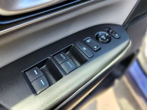 Used 2022 Honda CR-V EX-L image 17