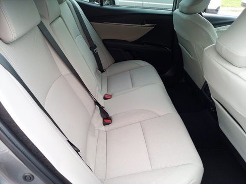 Used 2026 Toyota Camry XLE image 16