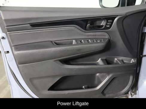 Used 2023 Honda Odyssey Touring image 19