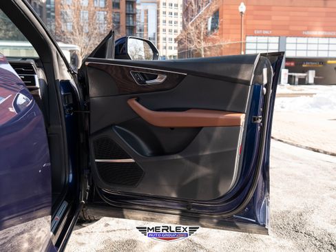 Used 2021 Audi Q8 Premium Plus image 46