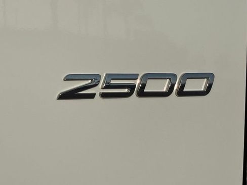Used 2026 Mercedes-Benz Sprinter 2500 image 33