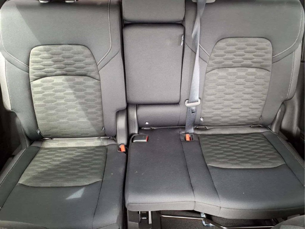 Certified 2026 Nissan Pathfinder SV FWD image 17
