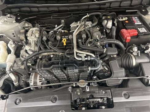 Used 2023 Nissan Altima 2.5 SV w/ SV Premium Package AWD/4WD image 30
